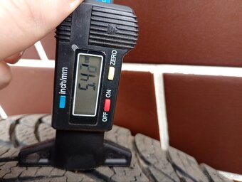 5x100 R15 celoročne - 9