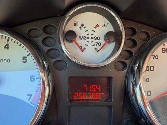 Peugeot 207 1.4i - 9