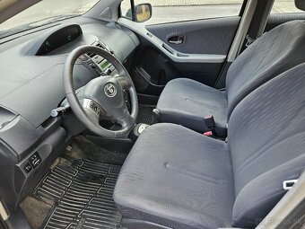 Toyota YARIS 74kW automat – veľmi dobrý stav - 9