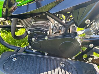 Detská benzínová štvorkolka 50ccm - 9