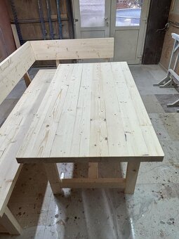 zahradne sedenie z masivu - 9