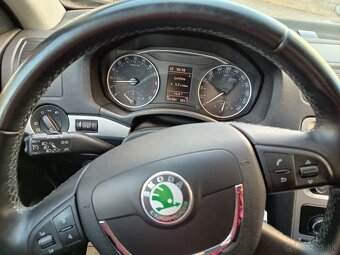 Škoda Octavia 2,0 TDi COMBI - 9