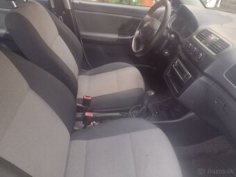 ŠKODA FABIA 1.4 BENZÍN 63 KW NAJ.148000 KM ROK VÝROBY 2010 - 9