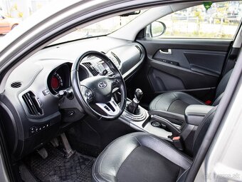 Kia Sportage 2.0 CRDi VGT 4WD LX - 9