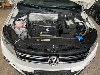 TIGUAN 4x4 UJETO 78.000 km 1 Majitel - 9