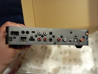 Yamaha - 9