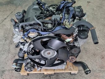 Mercedes Benz Motor 3.0 CDI V6 OM 642.896 140kw - 9