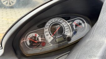 Suzuki Burgman 2010 125ccm - 9