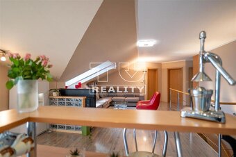 ZARIADENÝ 4+KK IZBOVÝ BYT, ŽILINA, VÝŤAH, BALKÓN, 106m2 - 9