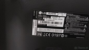 LG 43" LCD Smart TV (LG 43LH570V) - 9