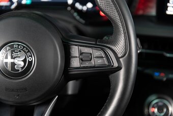 Alfa Romeo Tonale 1.5 VGTMHE 117kW automat, 2022, DPH - 9