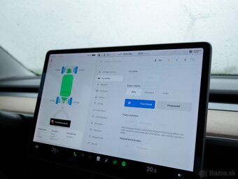 Tesla Model 3 Performance 2019 - 9