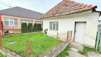 Rodinný dom s veľkým pozemkom - Veľké Ripňany, okres Topoľča - 9