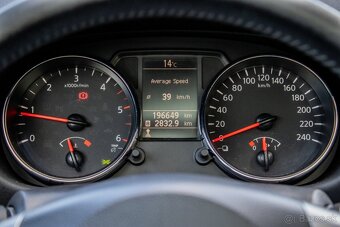 Nissan Qashqai 1.6 dCi 4x4-i Tekna / AJ NA SPLÁTKY/PROTIÚČET - 9