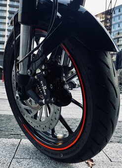 KTM DUKE 200 2014 A2 - 9