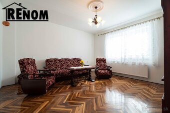 Zrekonštruovaný dom s prístavbami // pozemok 22,44ár - 9