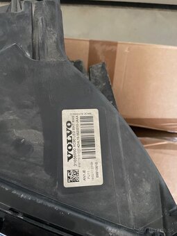 Svetlá volvo xc90 - 9