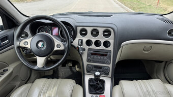 Alfa Romeo 159 1.9 JTD Medium - 9