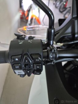 Honda NT 1100 - 9