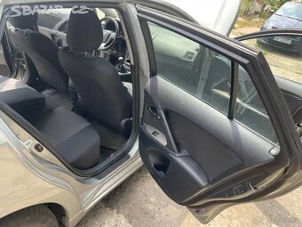 Toyota Avensis 2009 2.2 d4d 110kw - 9