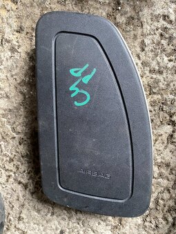 rozpredam citroen C4 1,6 hdi 66kw - 9