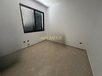 3-izbový apartmán s predzáhradkou 83 m2, Albánsko - 9