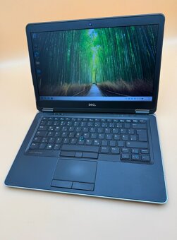 Dell Latitude E7440 / i5 / 8GB RAM / SSD / Win 11 Pro - 9