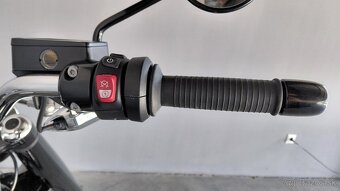 BMW R18 - 9