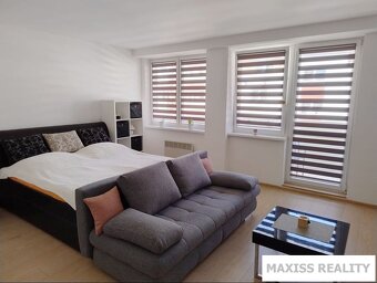 1- izbový byt na Bakossovej ulici, centrum, 44 m2 - 9