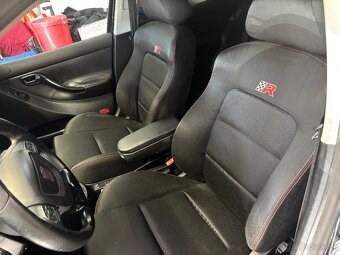 Predám Seat Leon Cupra 1.8T 132kW + úprava na 220ps - 9