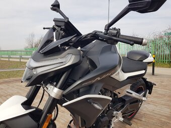 NK 800 CFmoto - 9