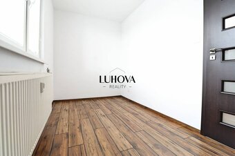 S krásnym výhľadom slnečný 3-izbový byt - 9