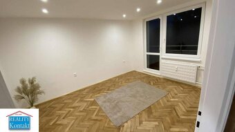 Na prenájom 1-izbový byt - Nové Zámky - 9