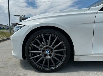 BMW 316d Touring - 9