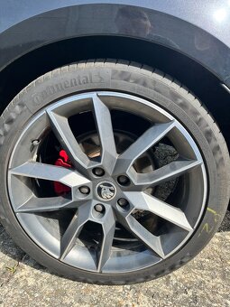 Skoda Octavia 3 rs 2017 - 9