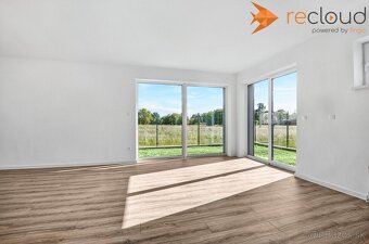 Moderný 4-izbový dom s veľkou garážou v obľúbenej lokalite B - 9