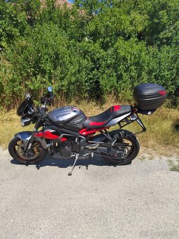 Triumph street triple 675R - 9