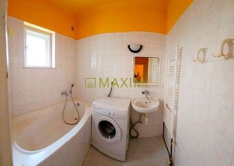 Ponúkame na predaj Rodinný dom na Železnej ulici v Bratislav - 9