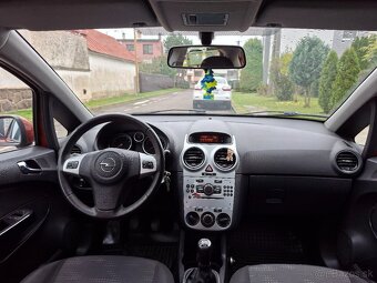 Opel Corsa 1.2 16V 63kw 86ps 2013 Garážované Nová STK a EK - 9