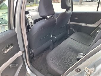 Toyota Yaris 1,4D-4D AUTOMAT - 9