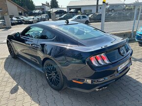 Ford Mustang 5.0 Ti-VCT V8 GT A/T - 9