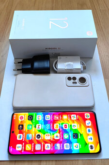 xiaomi 12,Top stav,super fotoaparat,,8GB Ram,je vykonny - 9