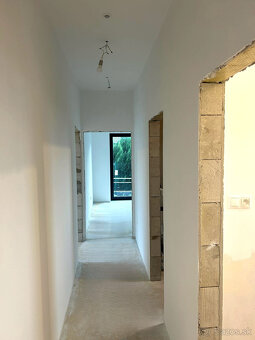 4 izbový bungalov, Slovenský Grob, nízkoenergetická stavba - 9