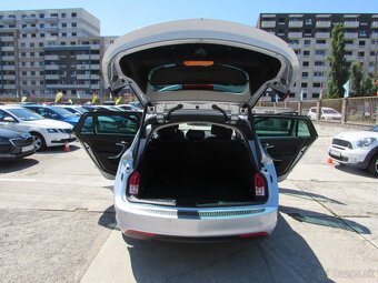 Opel Insignia 1.6 CDTI 136k Cosmo - splátka 155,-€ - 9
