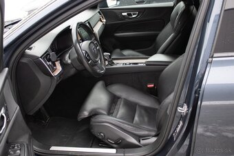 Volvo V60 Cross Country D4 AWD Pro AUTO. - 9