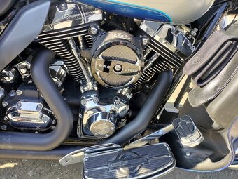 Harley Davidson - 9
