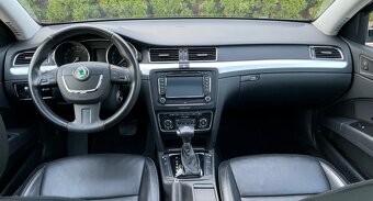 Skoda Superb Combi 2.0 TDI DSG 4X4 Elegance Max - 9