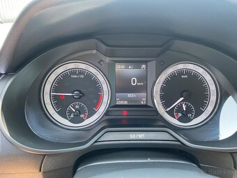 Škoda Octavia Combi 1.6TDi 85kW, Centrálne zamykanie - 9