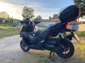 Honda ADV 350 - 9