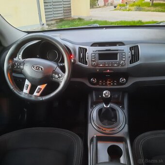 Kia Sportage 1.7 CRDi 85 kW  2WD - 2012 - 9